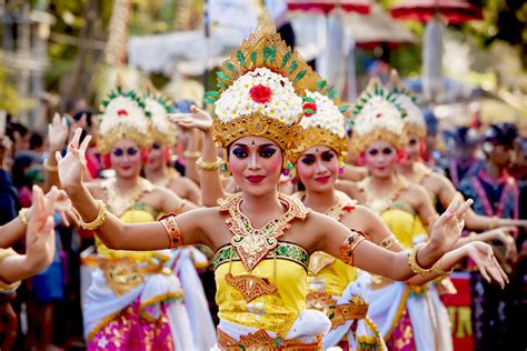 Thailand's Carnival Traditions: From Elephants to Dragons